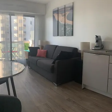 Apartamento Renovated Studio Close To The Harbour *