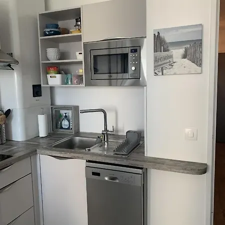 Renovated Studio Close To The Harbour Appartement